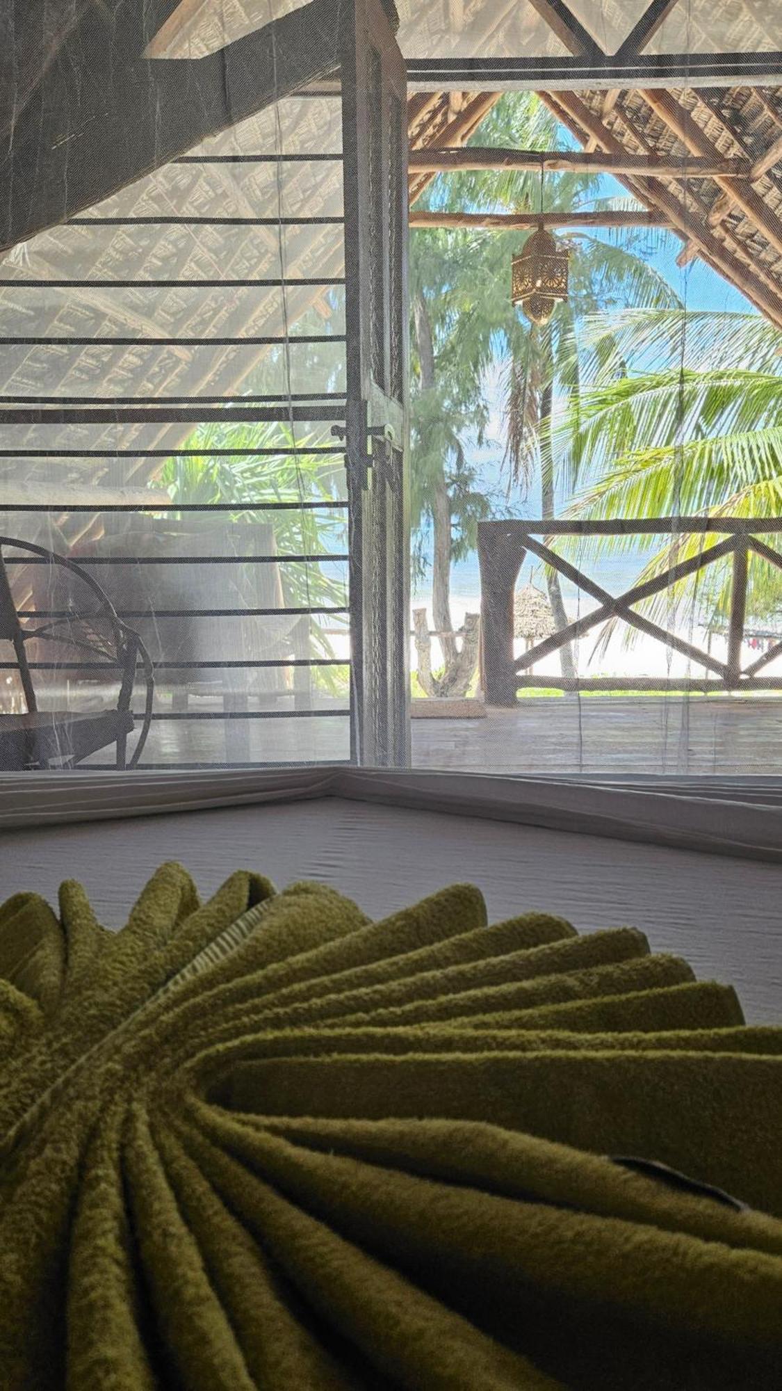 Evergreen Lodge Bwejuu